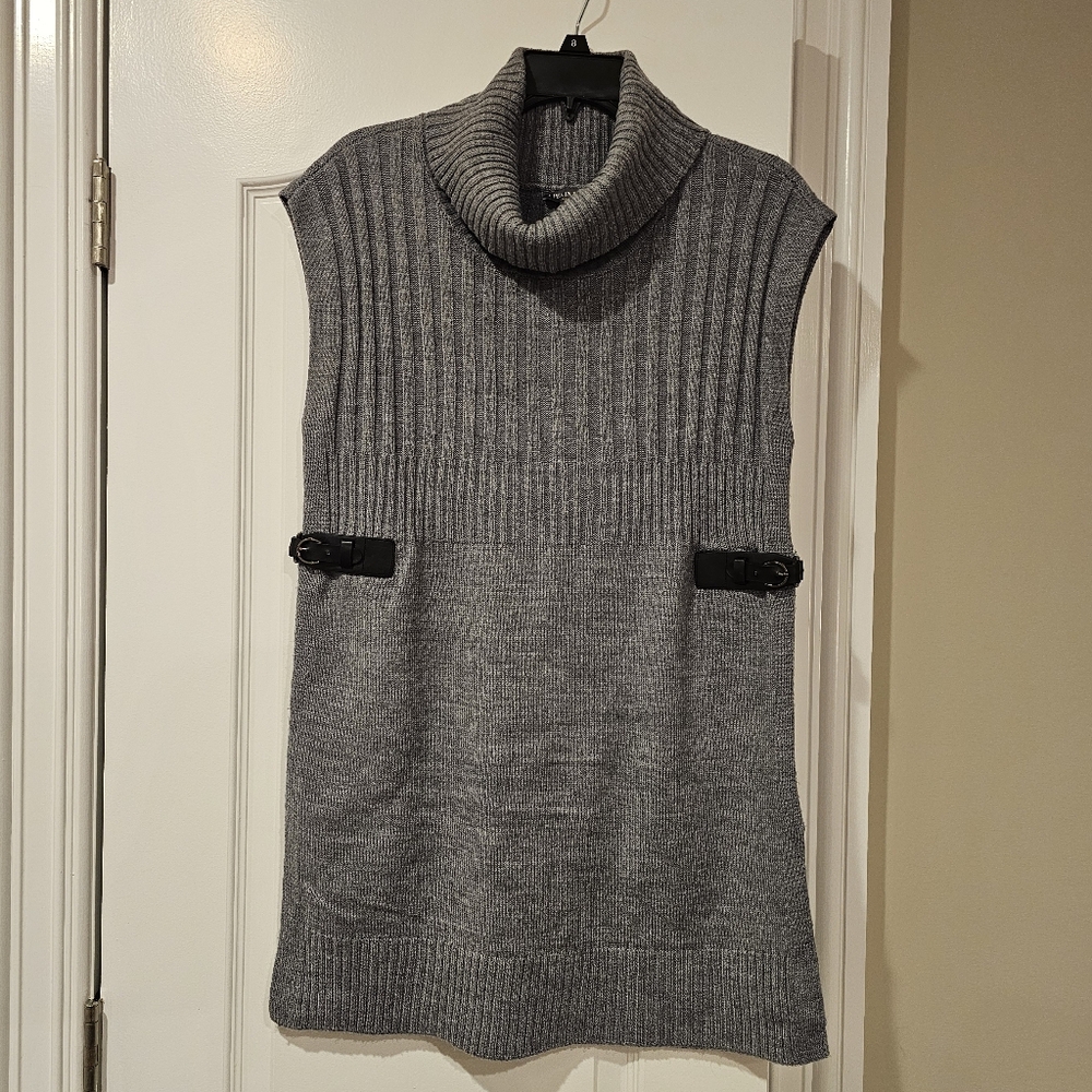 A Pea in the Pod Maternity Cowl Neck Sleevless Sweater Tunic Size Medium gray
